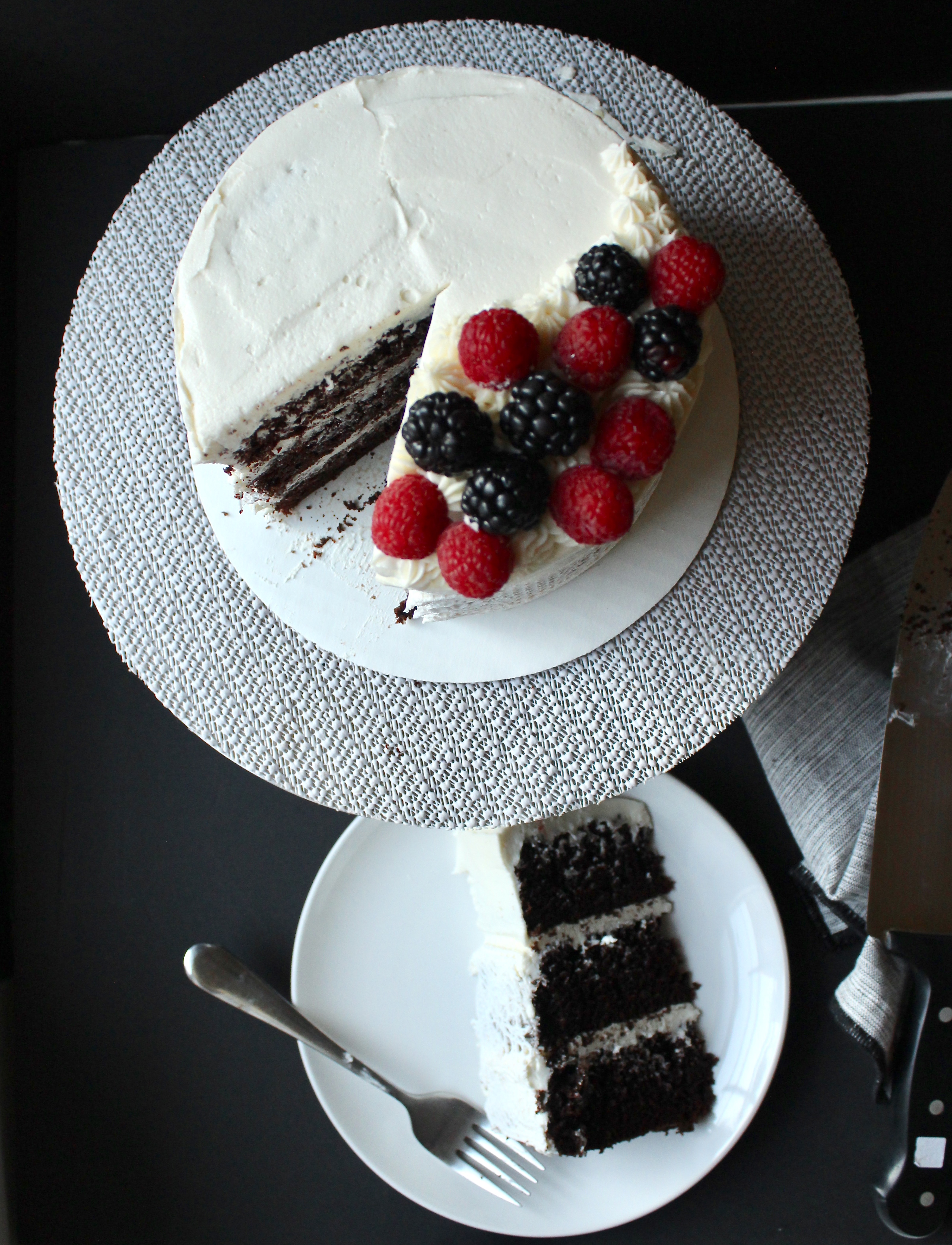 Mini Chocolate Strawberry Layer Cake • Bakerita